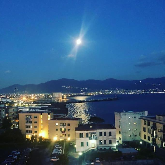 Sostaoplontina Casa Vacanza Torre Annunziata Luaran gambar